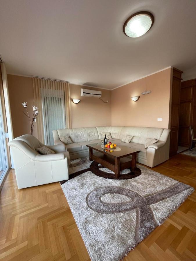 Apartment Kolar Bar Exterior photo